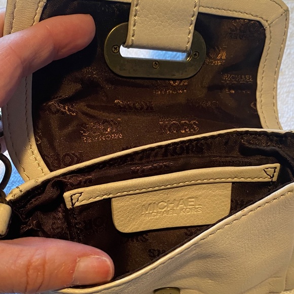 Michael Kors Cream Mini Bag with Chain Strap - Picture 9 of 9